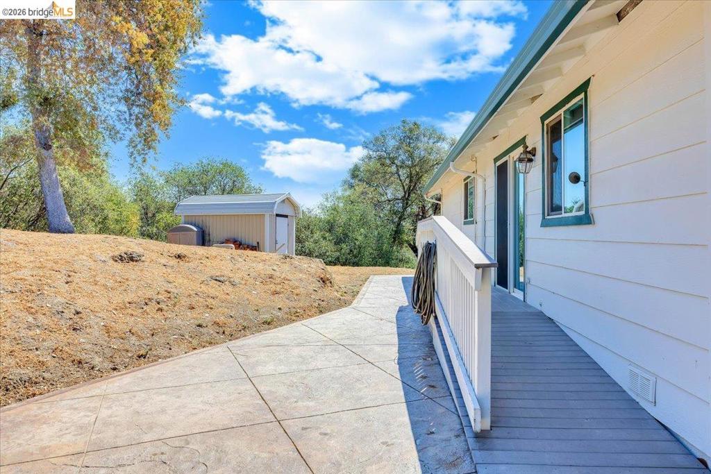 9790 O Neil Ct, Jamestown, CA 95327