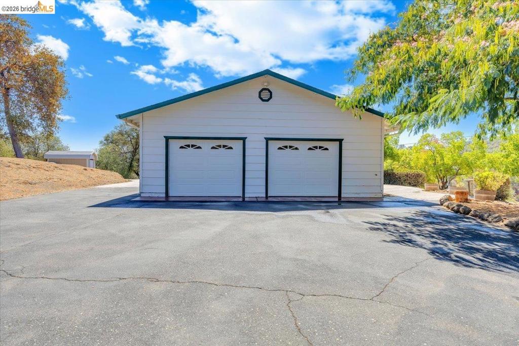 9790 O Neil Ct, Jamestown, CA 95327