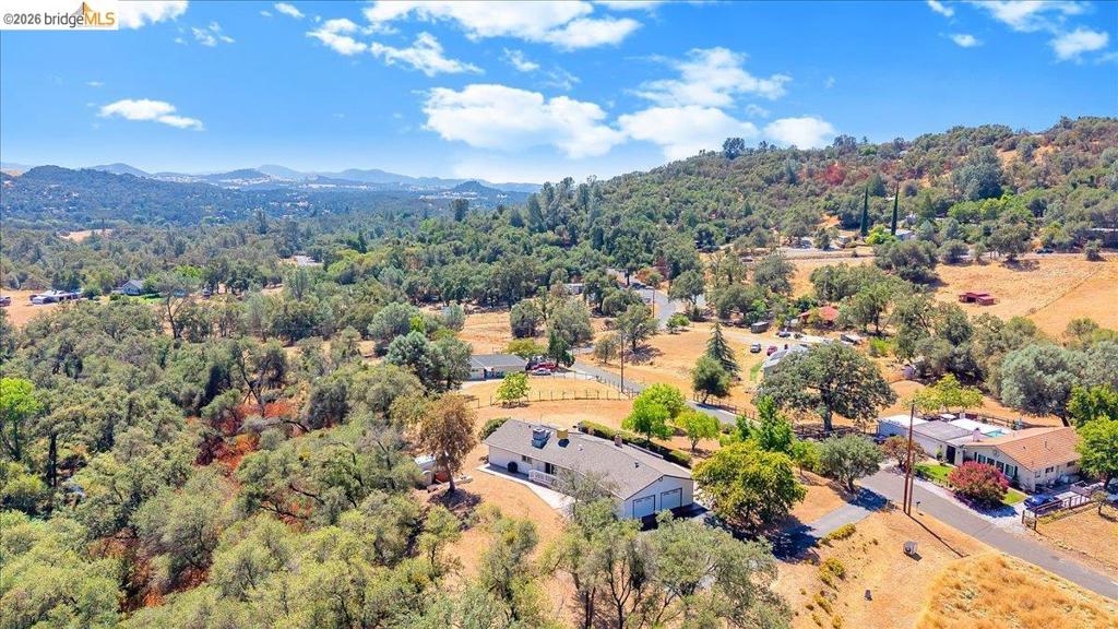 9790 O Neil Ct, Jamestown, CA 95327