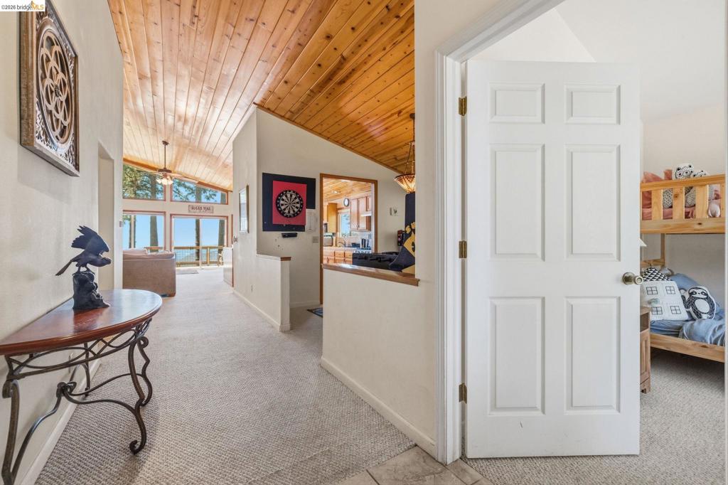 19922 Middle Camp Sugarpine RD, Twain Harte, CA 95383