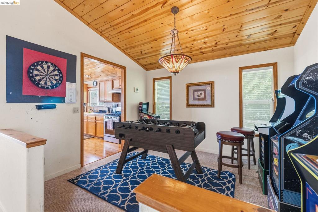 19922 Middle Camp Sugarpine RD, Twain Harte, CA 95383