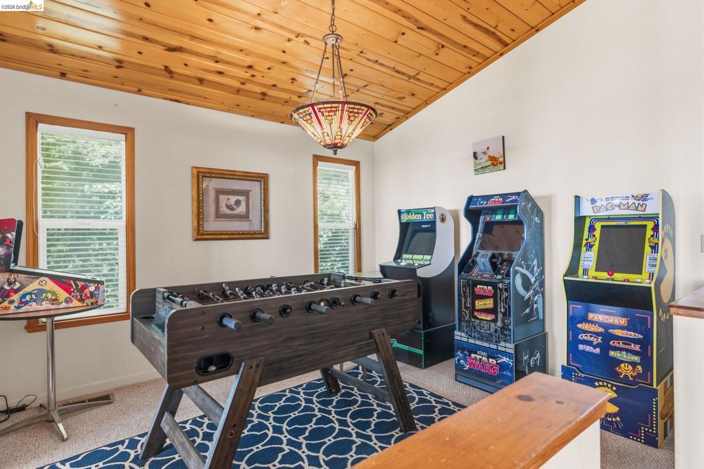 19922 Middle Camp Sugarpine RD, Twain Harte, CA 95383