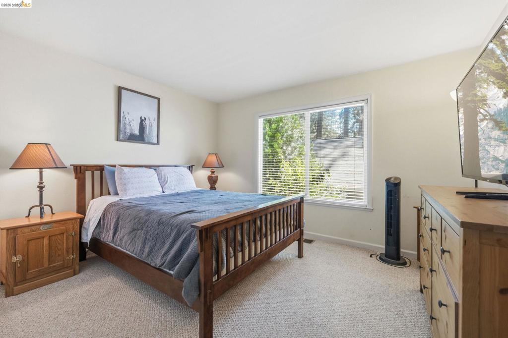 19922 Middle Camp Sugarpine RD, Twain Harte, CA 95383