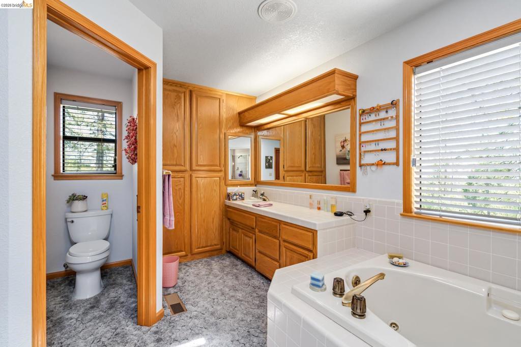 11335 Bridal Veil, Groveland, CA 95321-0000