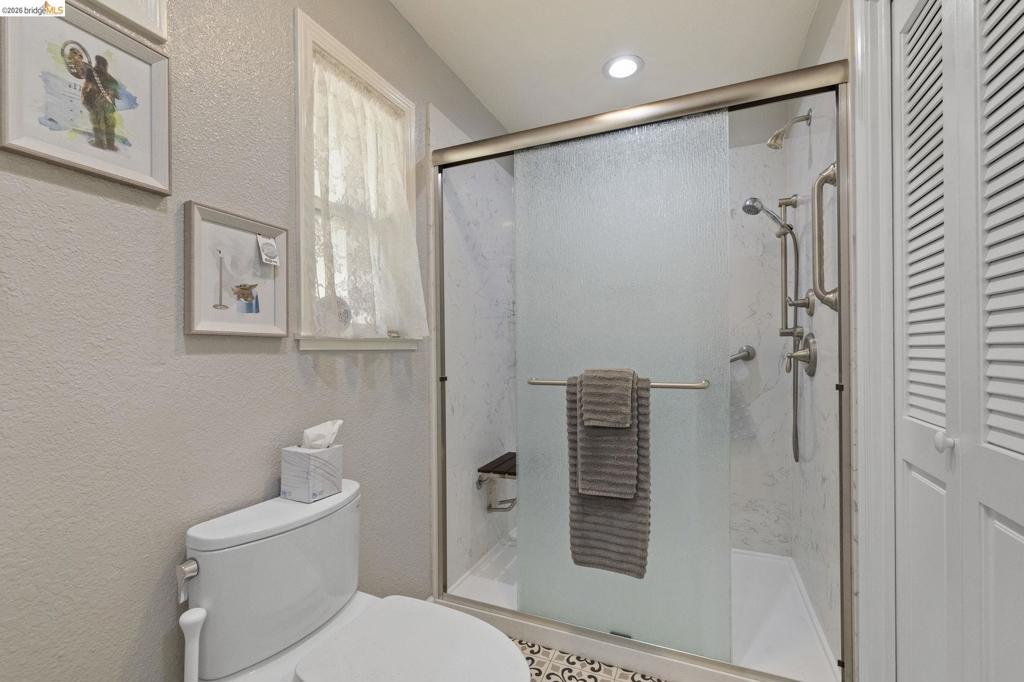 14201 Hillview Ct, Sonora, CA 95370