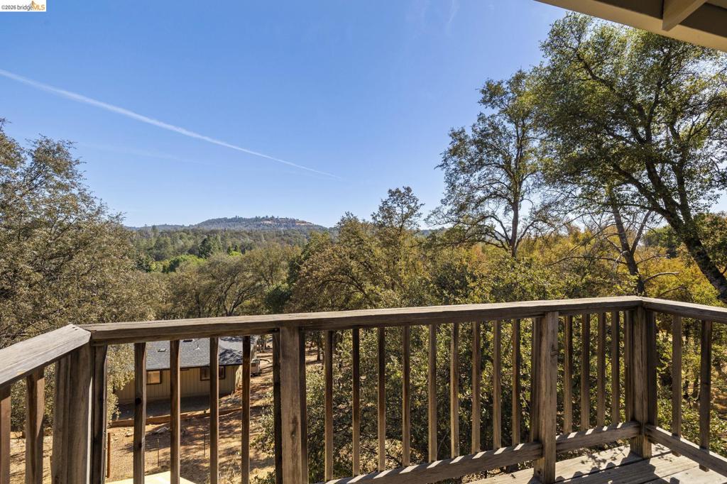 14201 Hillview Ct, Sonora, CA 95370