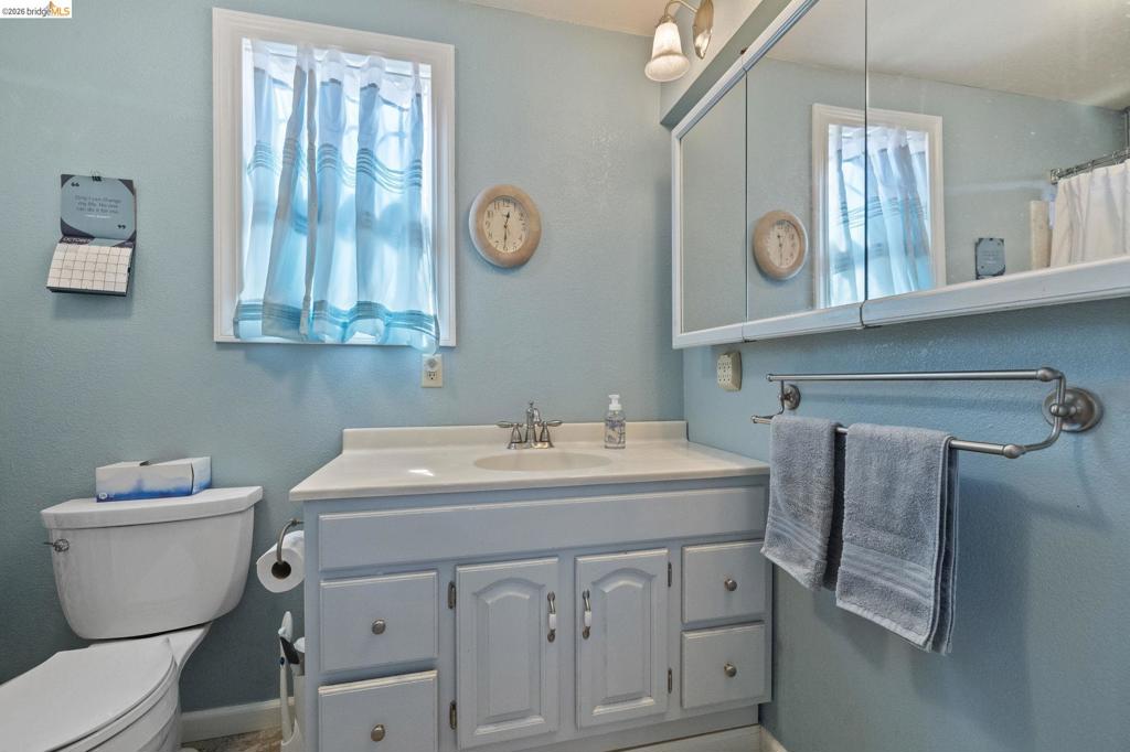 14201 Hillview Ct, Sonora, CA 95370