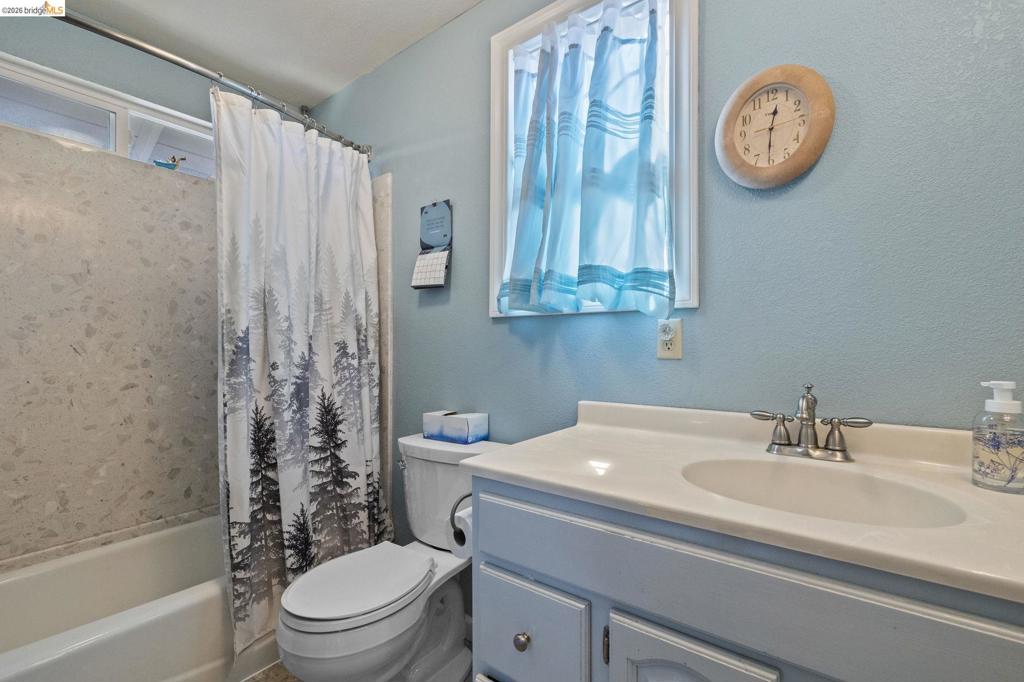 14201 Hillview Ct, Sonora, CA 95370