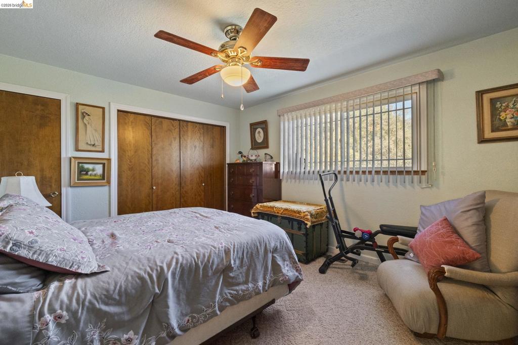 14201 Hillview Ct, Sonora, CA 95370