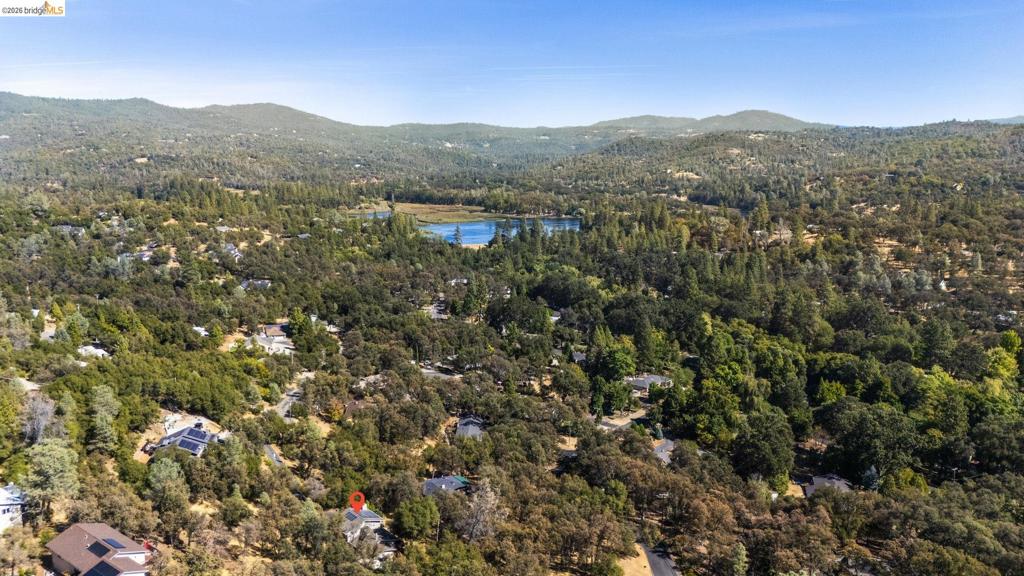 14201 Hillview Ct, Sonora, CA 95370