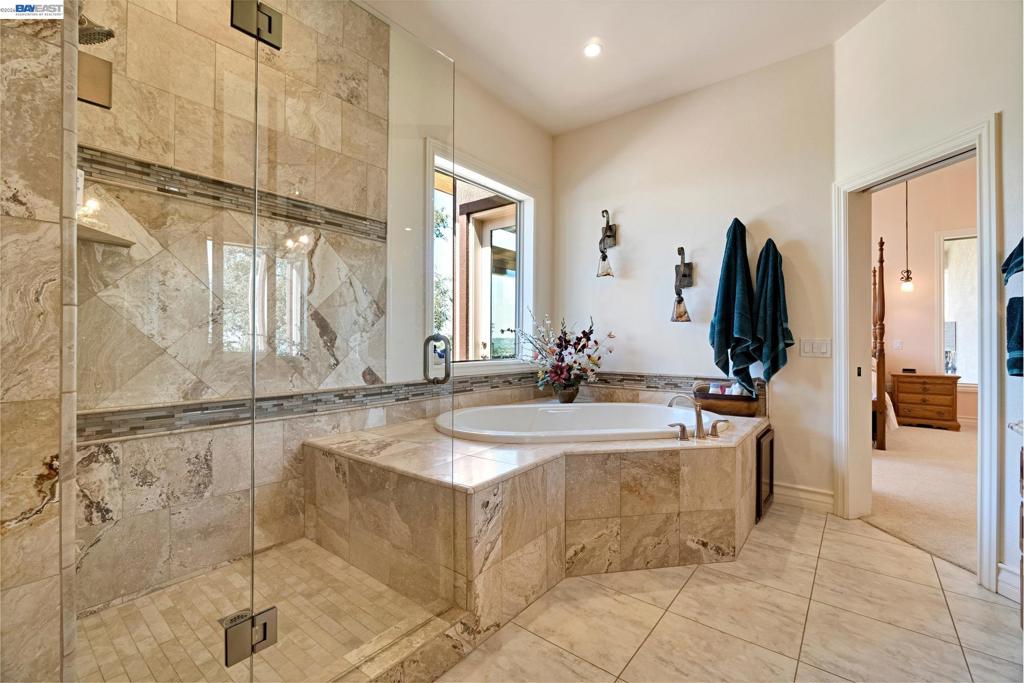 34310 Barn Owl Rd, Raymond, CA 93653