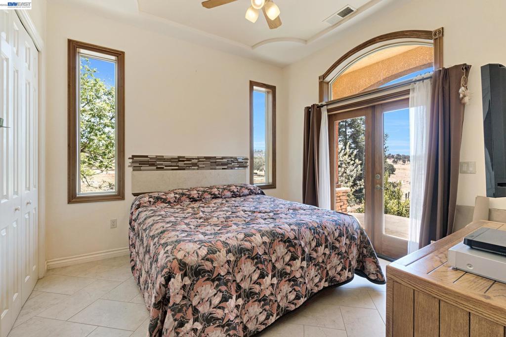 34310 Barn Owl Rd, Raymond, CA 93653