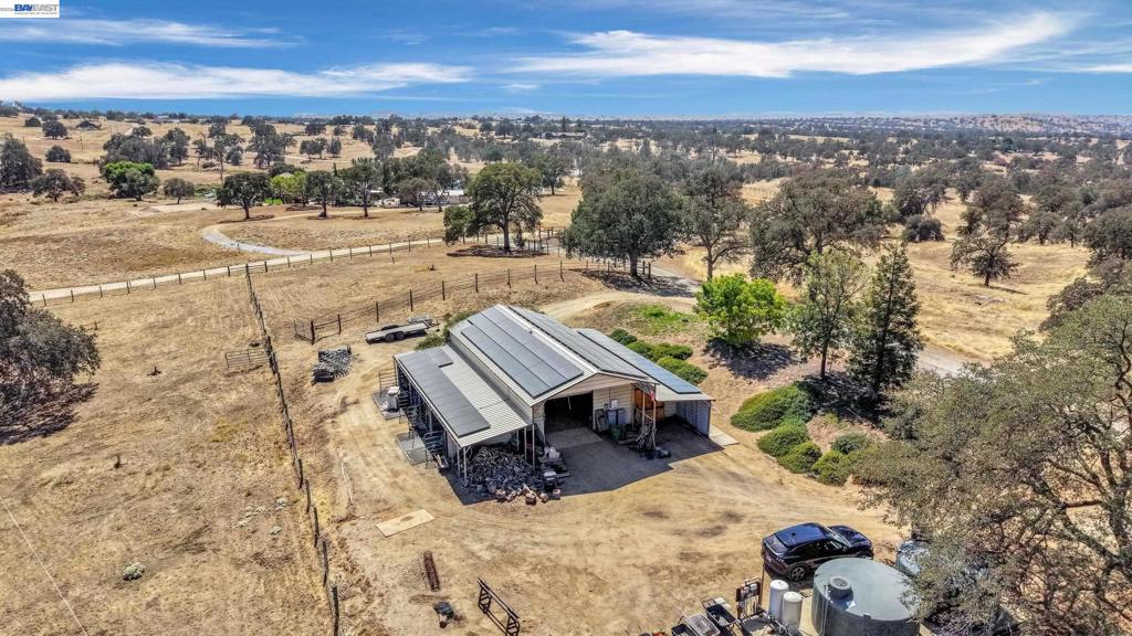 34310 Barn Owl Rd, Raymond, CA 93653