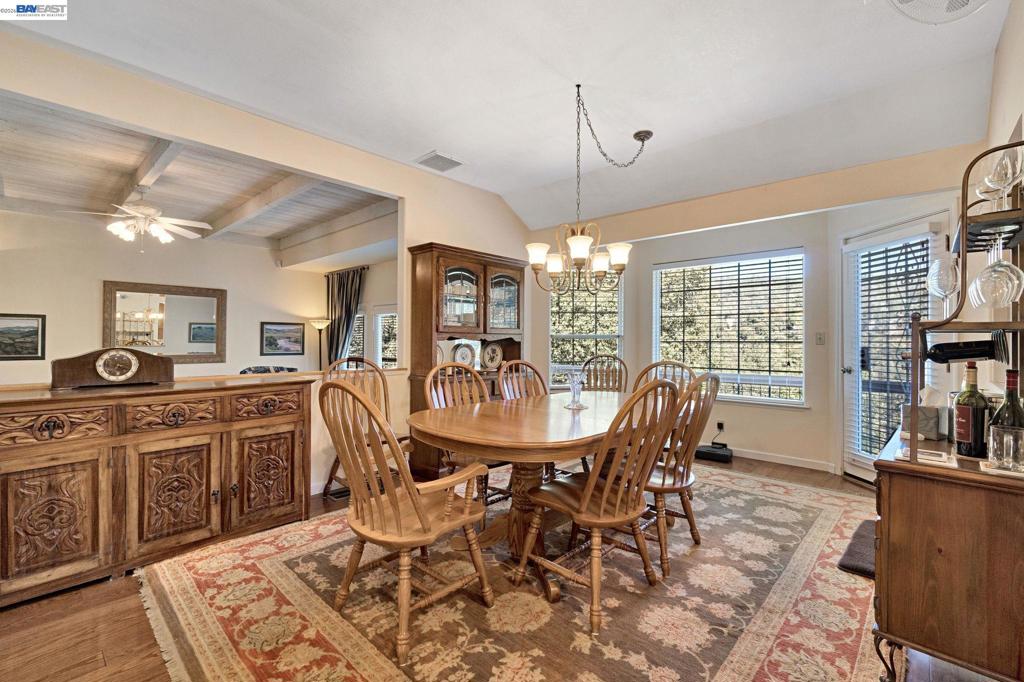 39309 Forest Park Ln, Oakhurst, CA 93644