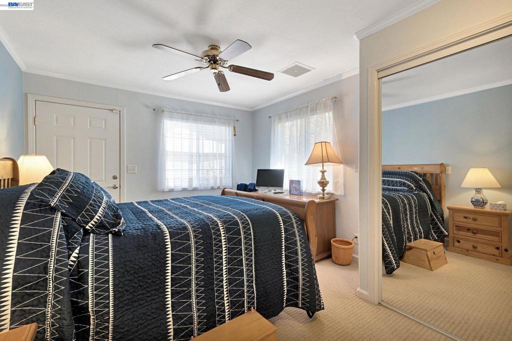 39309 Forest Park Ln, Oakhurst, CA 93644