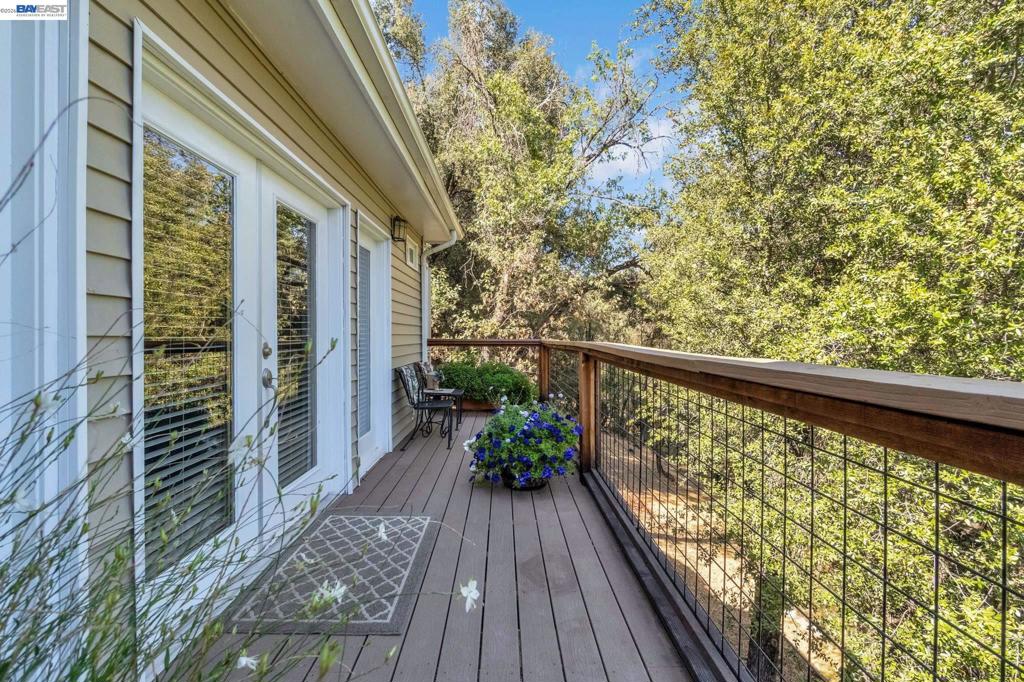 39309 Forest Park Ln, Oakhurst, CA 93644