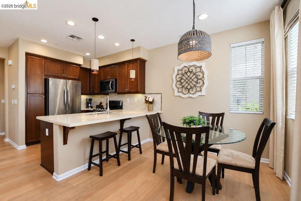 806 Queen Palm Ln, Brentwood (CC), CA 94513