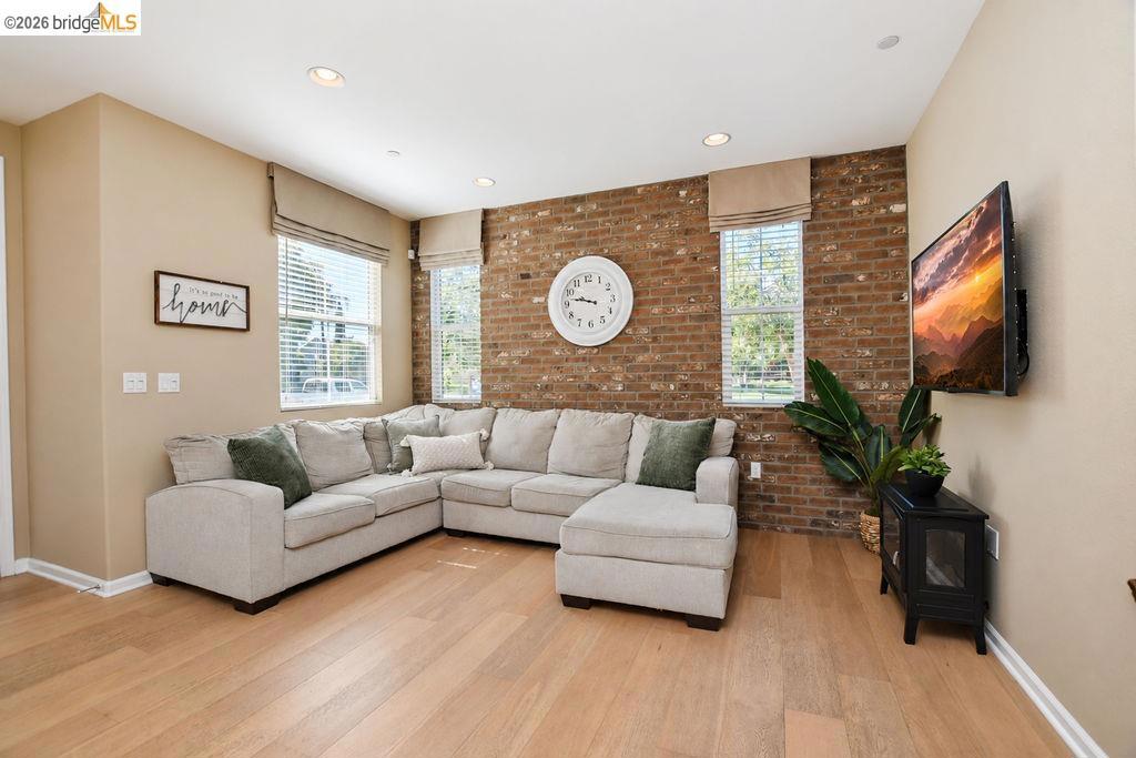 806 Queen Palm Ln, Brentwood (CC), CA 94513