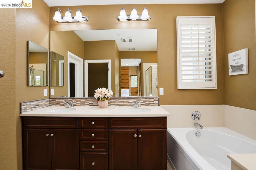 806 Queen Palm Ln, Brentwood (CC), CA 94513