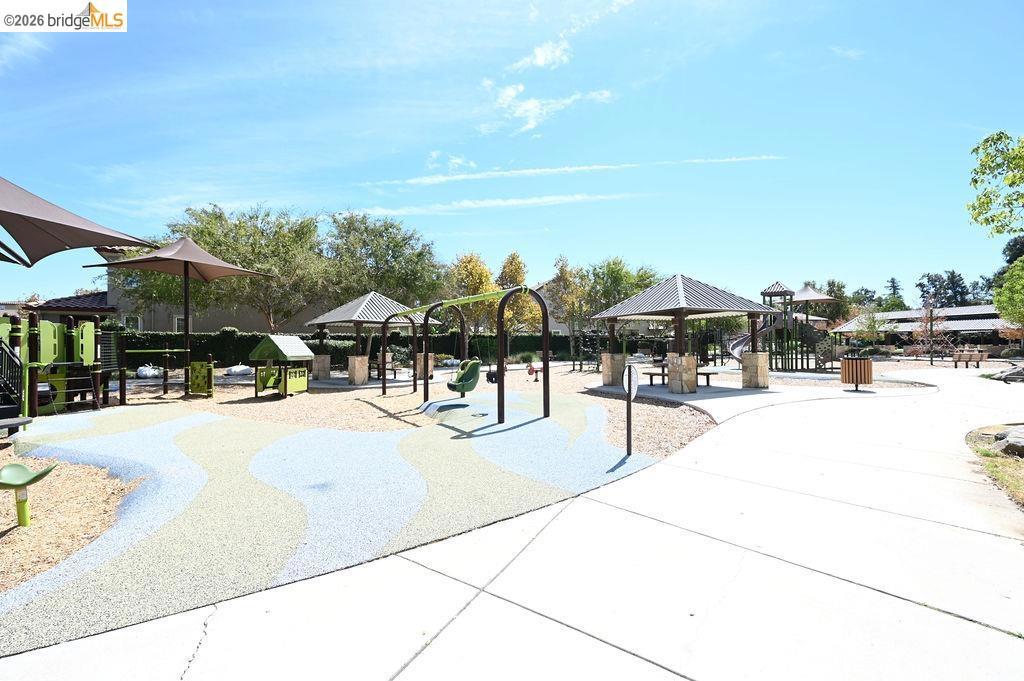 806 Queen Palm Ln, Brentwood (CC), CA 94513