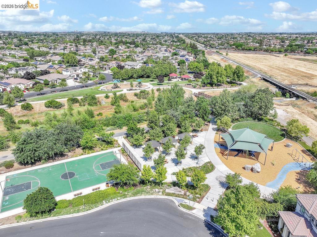 806 Queen Palm Ln, Brentwood (CC), CA 94513