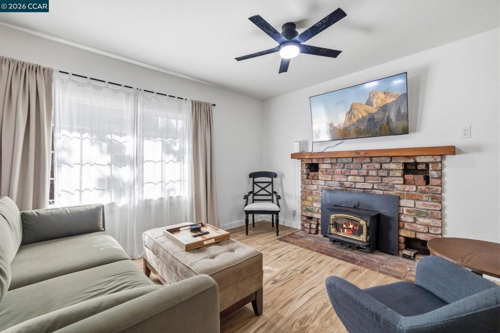 16764 Estralita Dr, Sonora, CA 95370