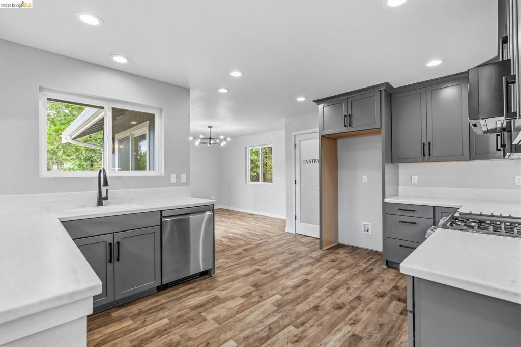 21837 Cedar Springs Rd, Twain Harte, CA 95383