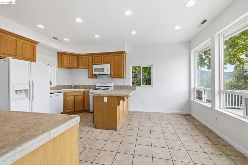 667 Twilight Ct, Sonora, CA 95370