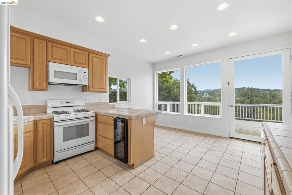 667 Twilight Ct, Sonora, CA 95370