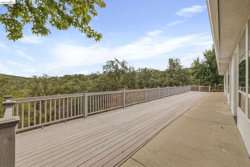 667 Twilight Ct, Sonora, CA 95370