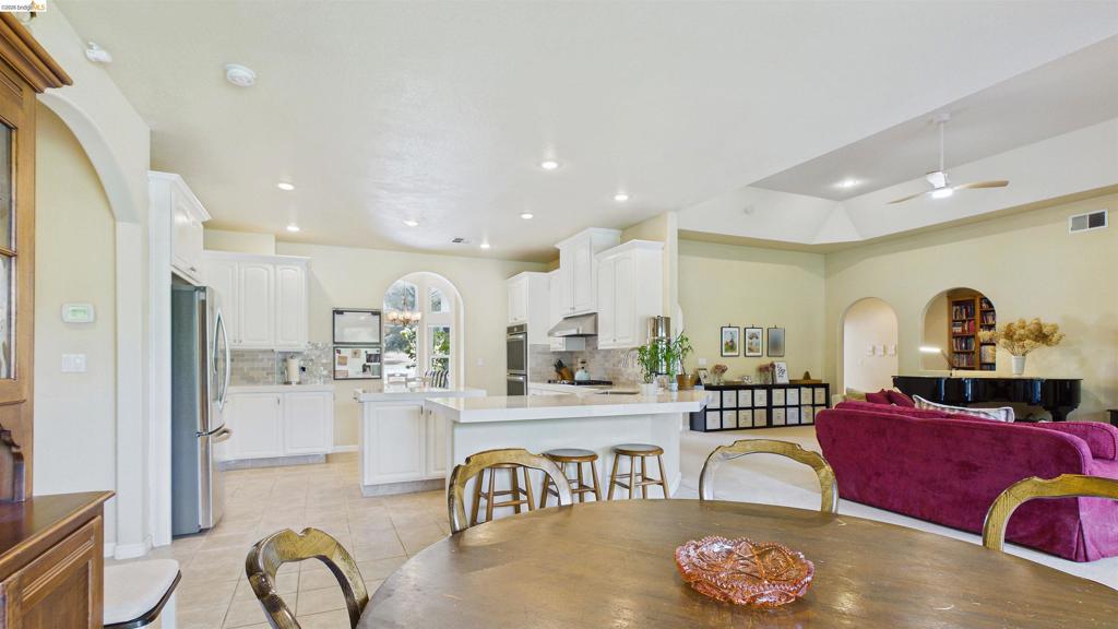 22282 Bennett Rd, Sonora, CA 95370