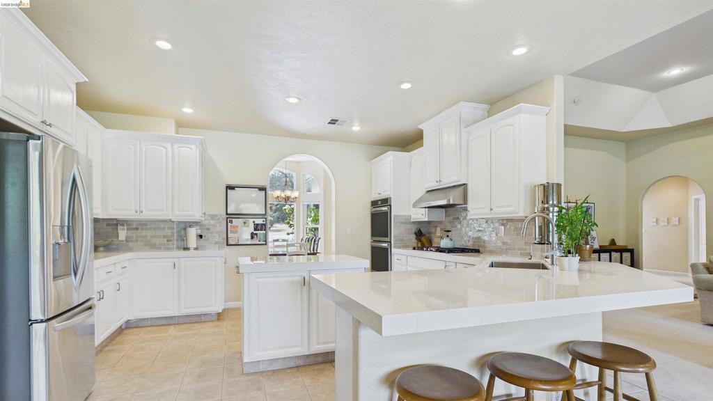 22282 Bennett Rd, Sonora, CA 95370