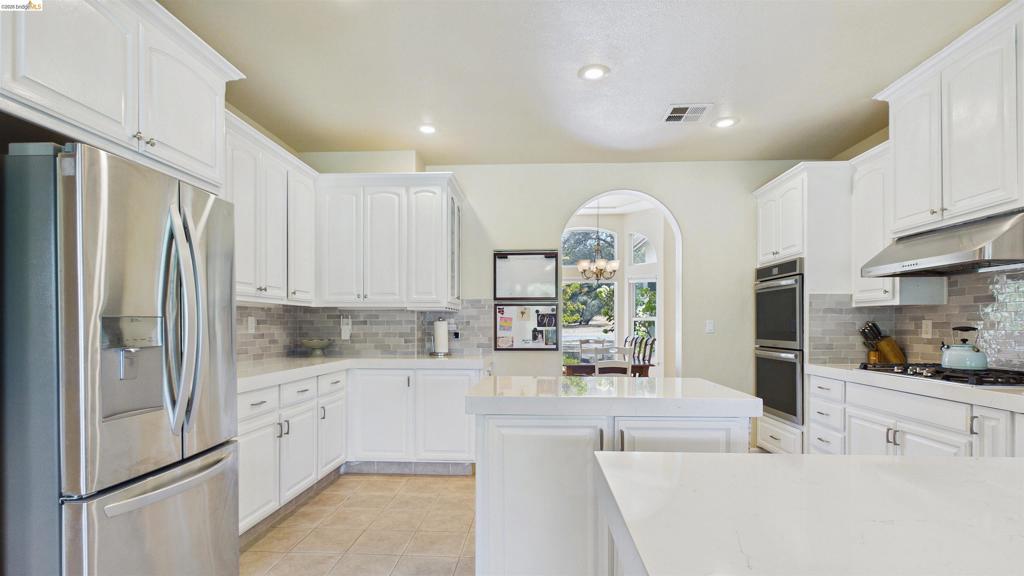 22282 Bennett Rd, Sonora, CA 95370