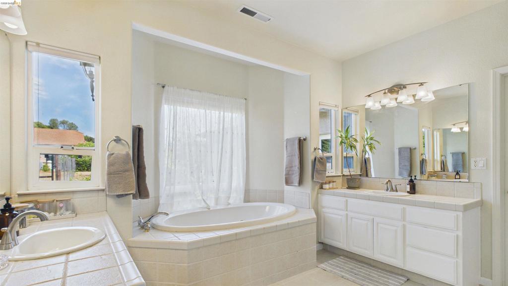 22282 Bennett Rd, Sonora, CA 95370