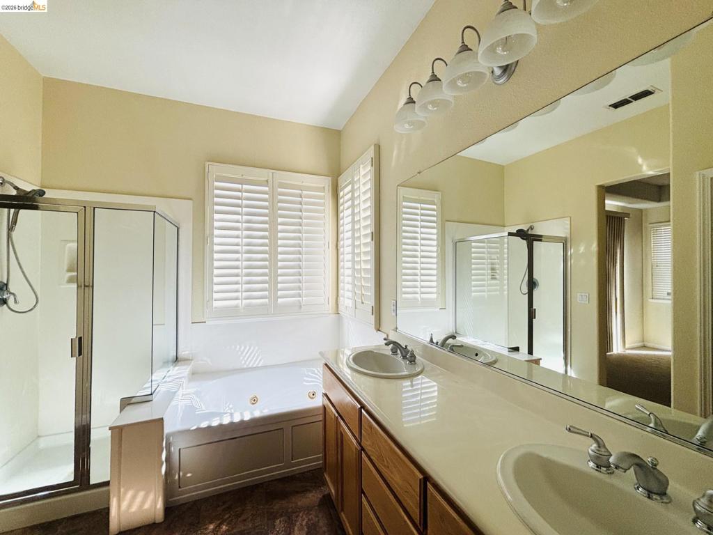 2440 Berkshire Ln, Brentwood (CC), CA 94513