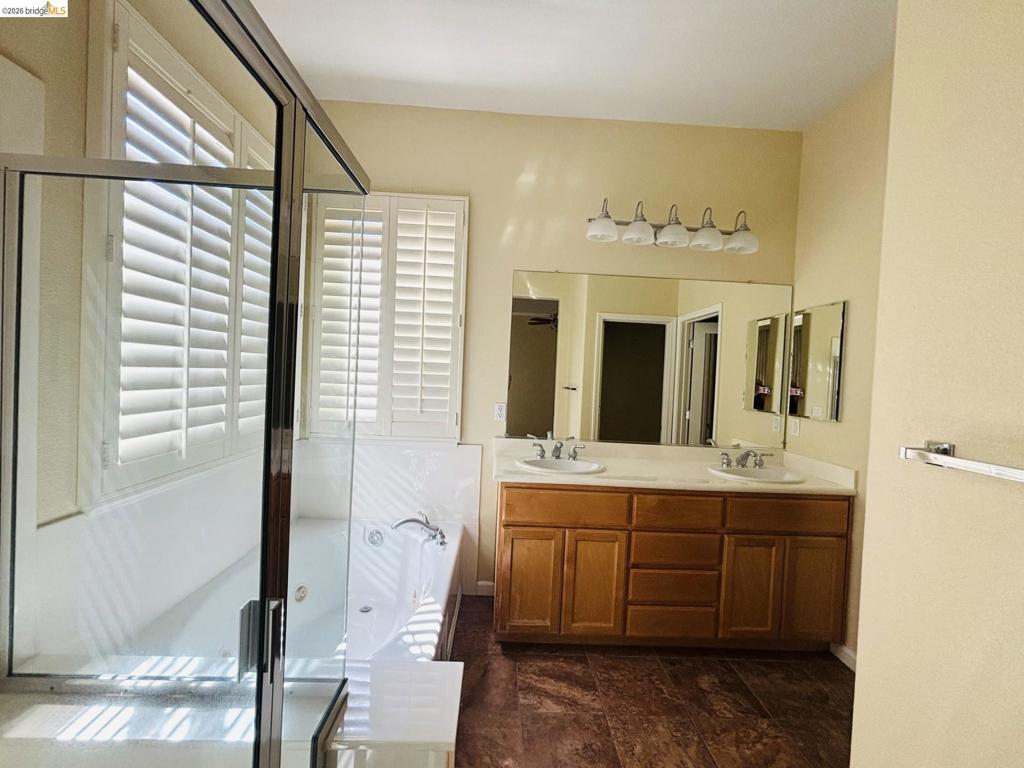 2440 Berkshire Ln, Brentwood (CC), CA 94513