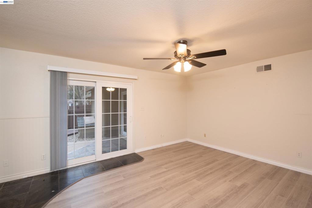 1336 HIDDEN GLEN DR, Modesto, CA 95355-3628