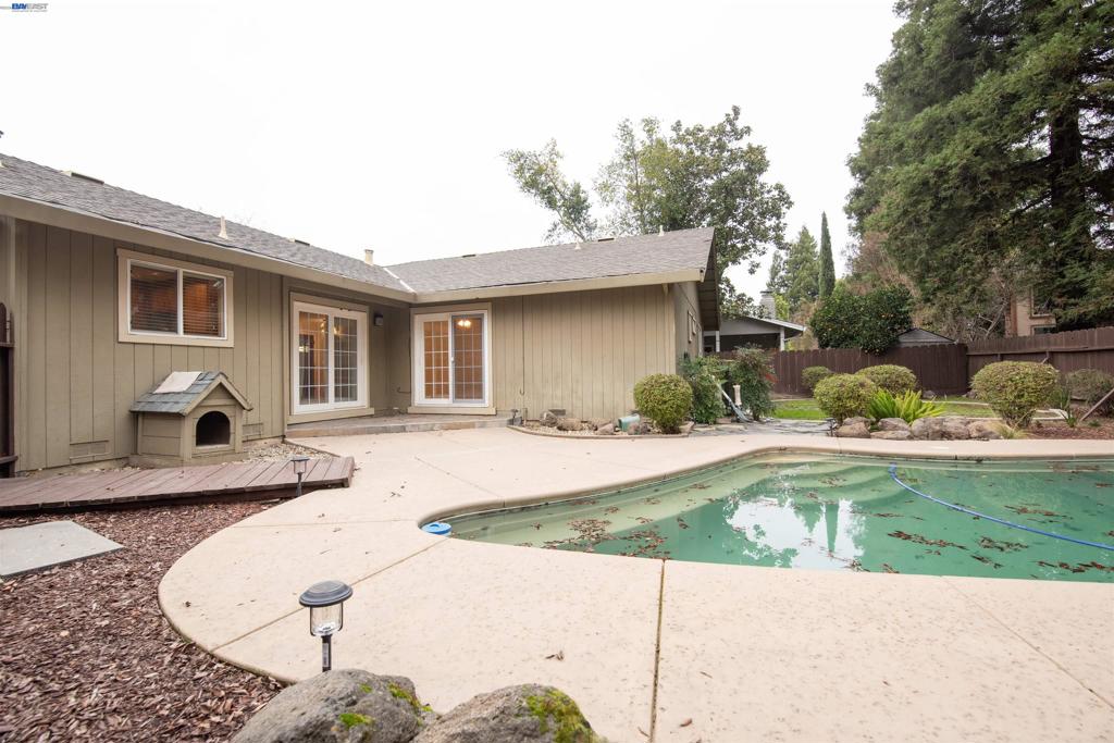 1336 HIDDEN GLEN DR, Modesto, CA 95355-3628