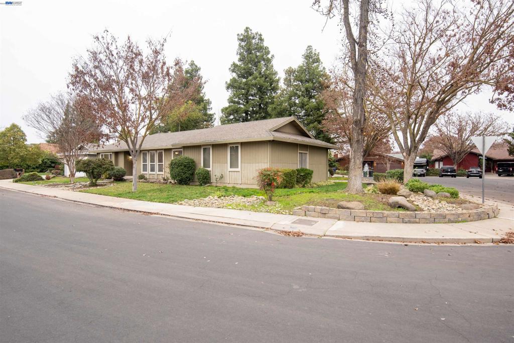 1336 HIDDEN GLEN DR, Modesto, CA 95355-3628