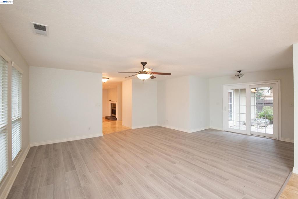 1336 HIDDEN GLEN DR, Modesto, CA 95355-3628