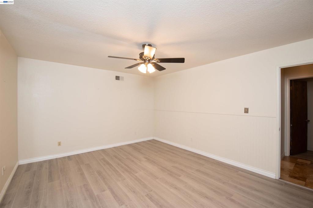 1336 HIDDEN GLEN DR, Modesto, CA 95355-3628