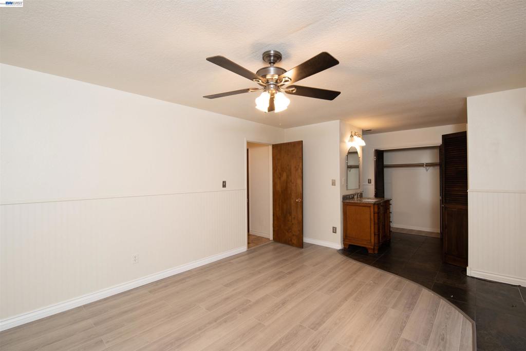 1336 HIDDEN GLEN DR, Modesto, CA 95355-3628