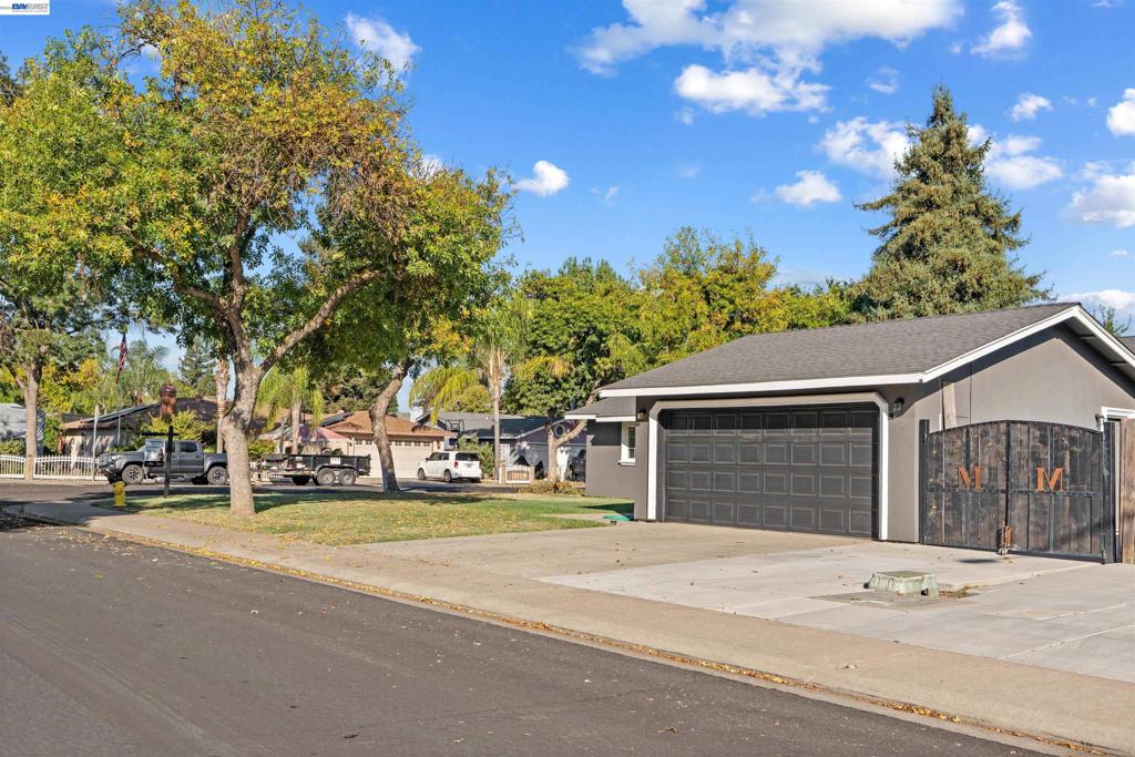 2713 Finlandia Ave, Modesto, CA 95358