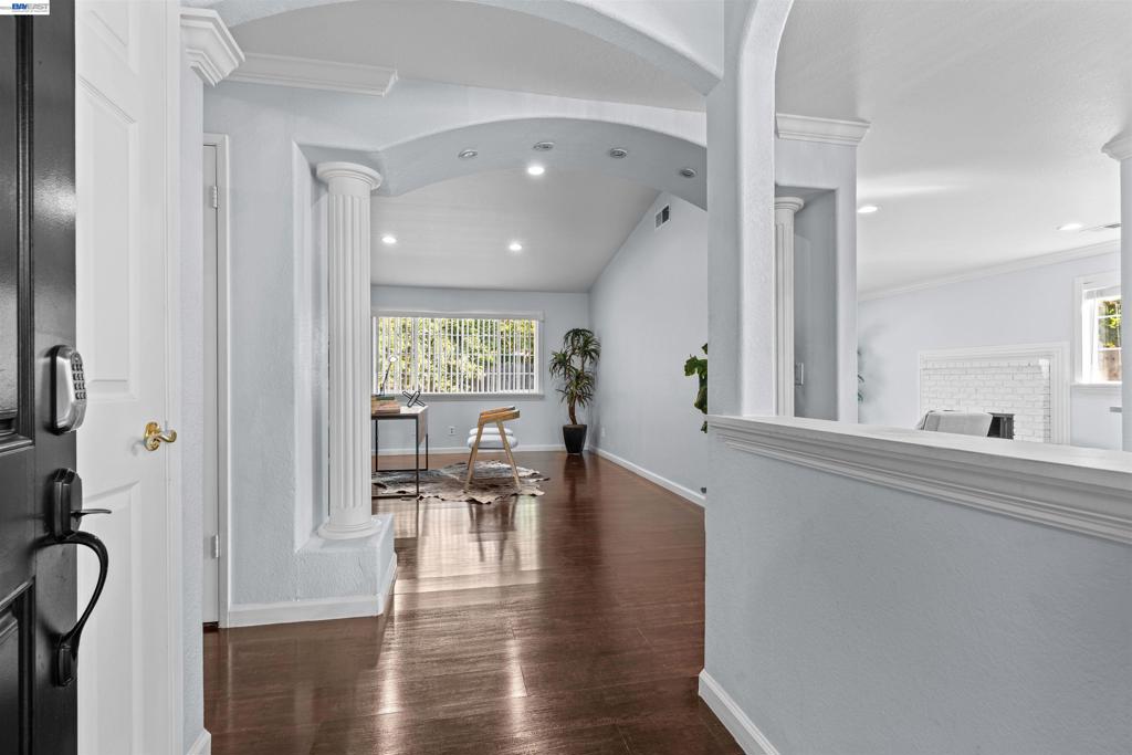 2713 Finlandia Ave, Modesto, CA 95358