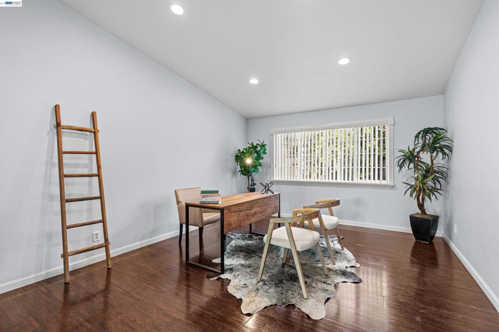 2713 Finlandia Ave, Modesto, CA 95358