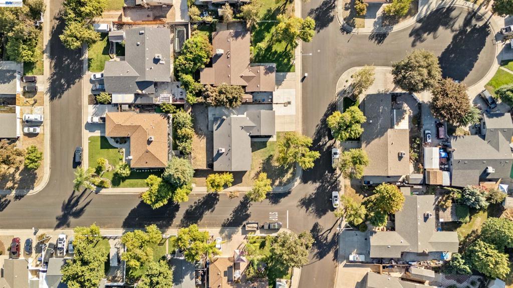 2713 Finlandia Ave, Modesto, CA 95358