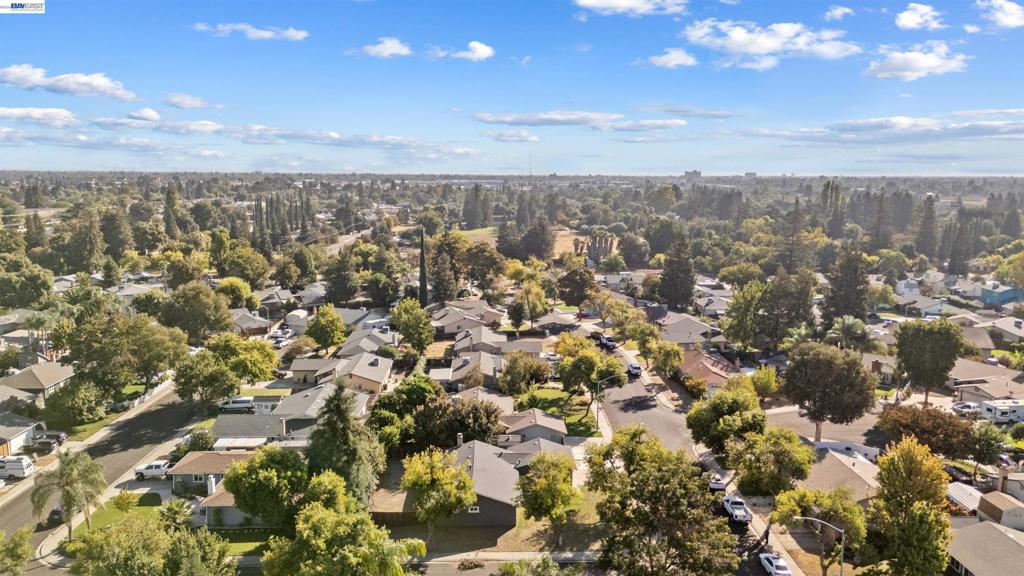 2713 Finlandia Ave, Modesto, CA 95358