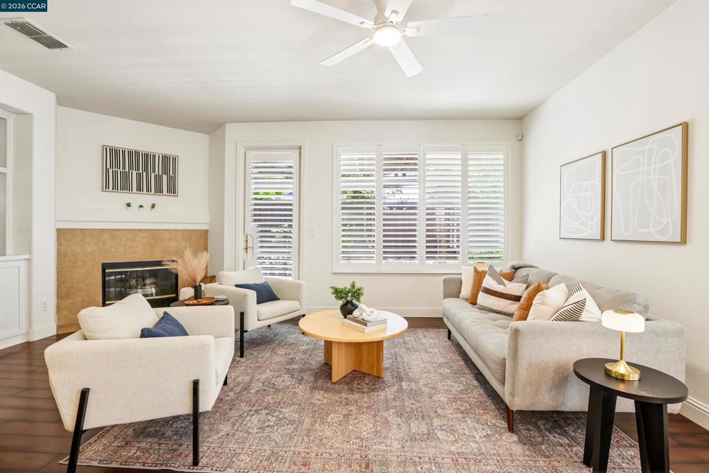 1344 Panwood Ct, Brentwood (CC), CA 94513