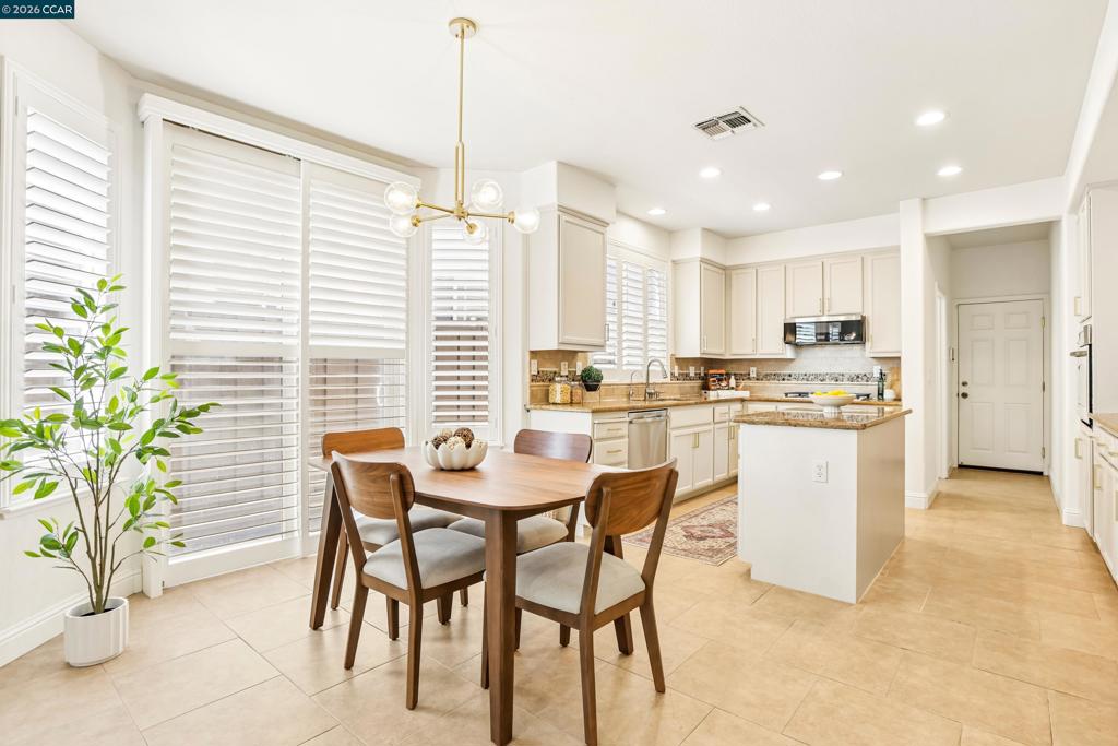 1344 Panwood Ct, Brentwood (CC), CA 94513