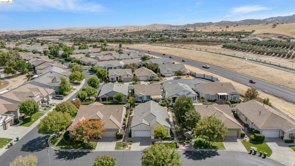 1852 Island Park Pl, Brentwood (CC), CA 94513
